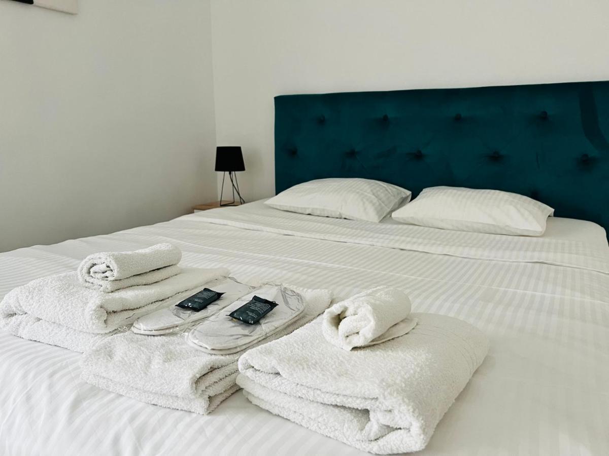 Denis Apartament Turda Eksteriør bilde